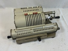Ancienne machine calculer - ancienne,