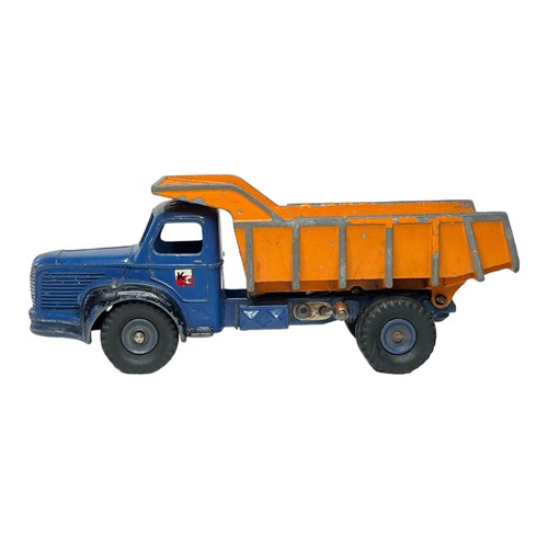 Dinky toys diecast scale - 1:43,