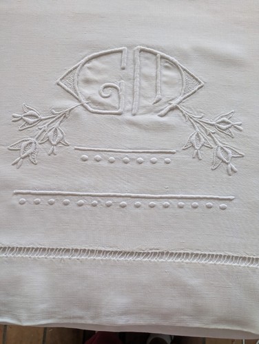 Ancien drap lin brodé avec - ancien,