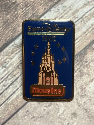 Pin eurodisney sleeping - pin’s,