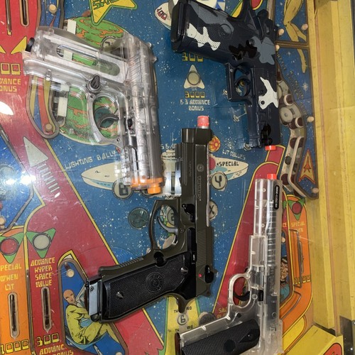 Airsoft pistol lot - pistol, used