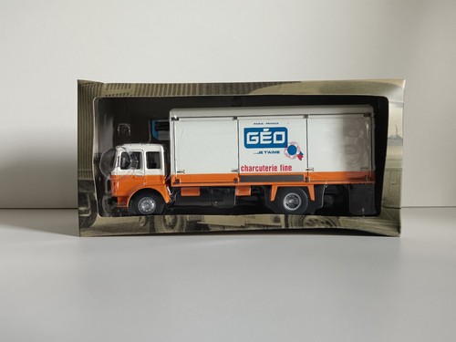 Camion frigorifique saviem - camion,
