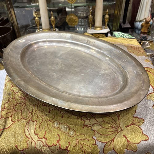 Ancien plat ovale - ovale, restaurant