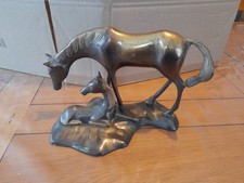 Statue cheval avec son poulain - statue,