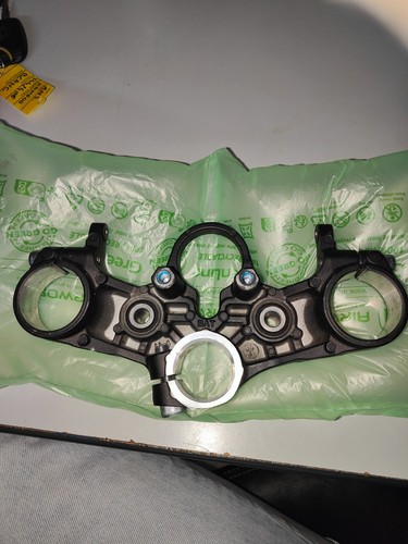Fourche superieur mt07 - superieur,