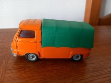 DINKY TOYS RENAULT ESTAFETTE