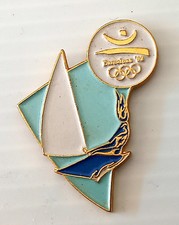 Pin's JO Barcelone 1992/ Voile Optimist