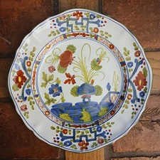 Assiette en majolique de