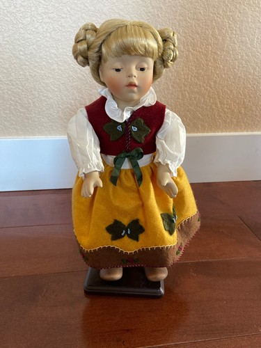 Berta hummel doll made - berta,