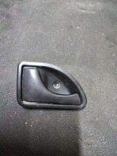 Poignée de Porte intérieure avant Gauche Renault Kangoo Année 2005