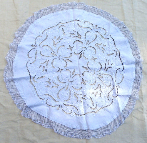 Nappe ancienne blanche ronde - blanche,