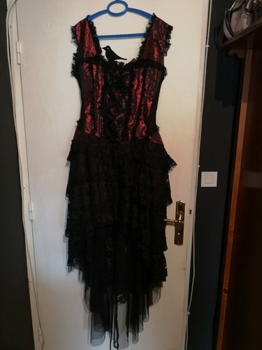 Magnifique robe gothique