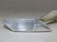 répétiteur aile gauche dacia SANDERO III 261662708R 199794