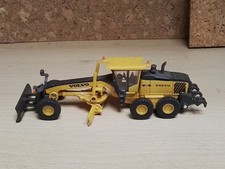 SIKU HO. VEHICULE VOLVO 1883 NIVELEUSE 