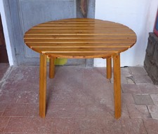 Table ronde en pin vintage, table pin à lattes