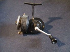 ANCIEN MOULINET LUXOR PEZON ET MICHEL NOIR