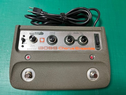 Boss chorus ensemble - ce-1,