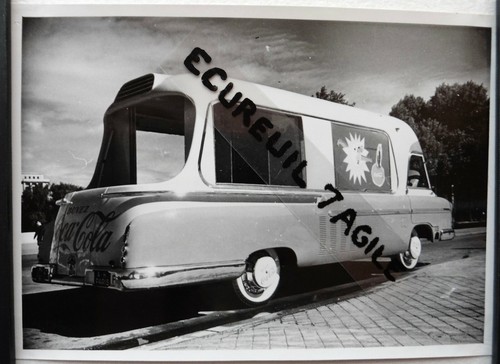 Photo camion publicitaire - camion, coca