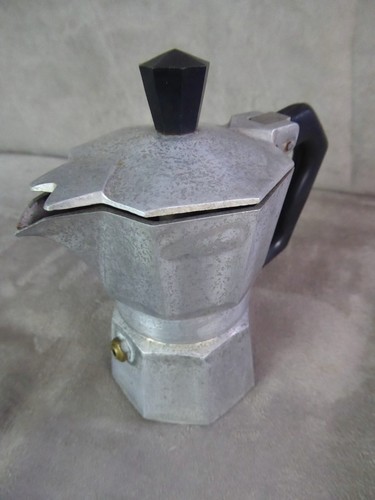 Cafetiere expresso italienne - cafetiere,