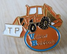 PIN'S ENGIN TP CHANTIER TRAVAUX PUBLIC CHARGEUR TRACTO PELLE VULLIARD BALABANTS