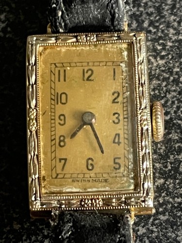 Montre mécanique femme - mécanique, art
