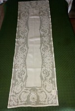 ancien chemin de table collector Au Bon Marché 145x46cm