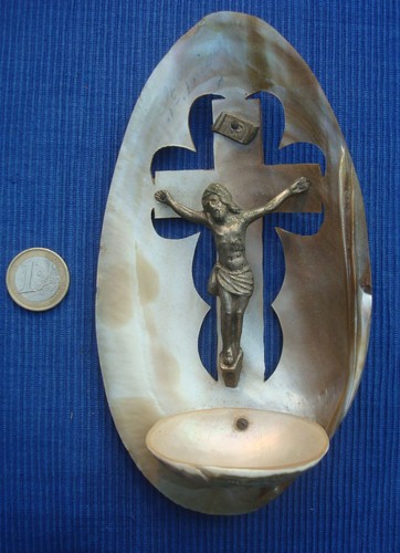 Bénitier crucifix - bénitier,