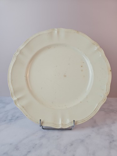 Plat rond faïence ancienne - faïence,