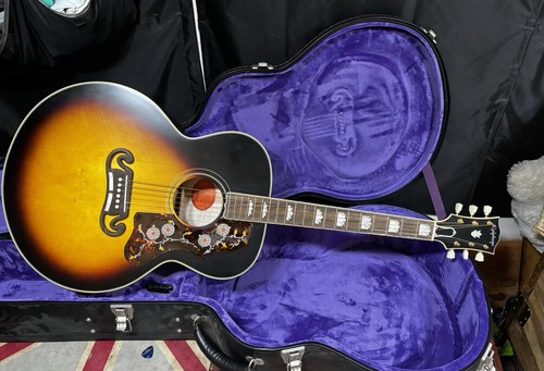 Epiphone inspired gibson - by,