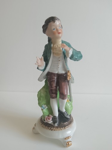 Personnage figurine en - personnage,