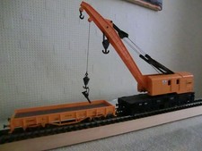 GRUE Renfe GM805 et son wagon