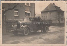 Photo, jeune homme devant un