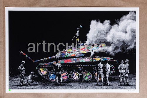 Roamcouch bombed signed - -,