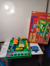 JEU TOMY - TRICKY BALL  -  VINTAGE REF 7070  - COMPLET AVEC NOTICE