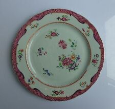  ASSIETTE EN PORCELAINE DE CHINE DE LA COMPAGNIE DES INDES - EPOQUE QIANLONG 18è