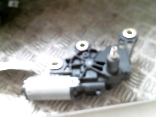 Moteur essuie glace arriere