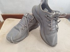 Adidas Tubular Shadow Grey T44 – Sneakers légères, confort et style urbain – Réf