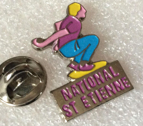 Pin vintage pétanque - pin's,
