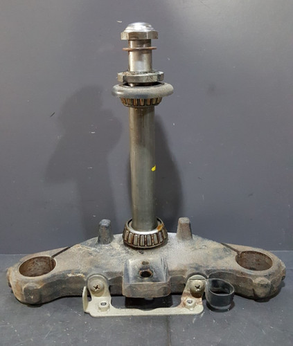 Té fourche inférieur - té,