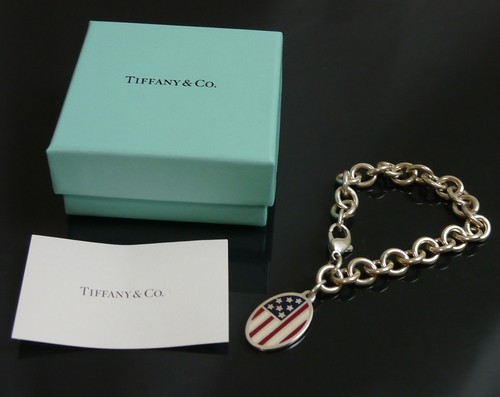 Authentique bracelet drapeau