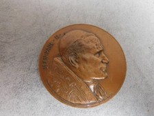 MEDAILLE DE TABLE EN BRONZE