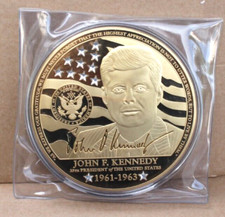 très grosse médaille scellée John f Kennedy