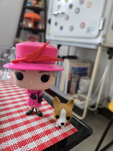 Très rare figurine funko - 👑,