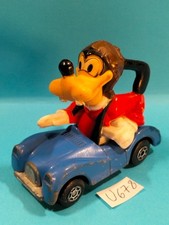 Figurine U678: Voiture Dingo