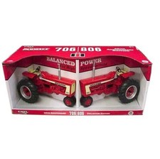 ERTL 1/16 IH Farmall 706 & 806 2 Pièce Collecteur Set Précision Pneus 14308