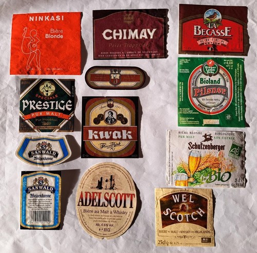 Lot étiquettes de - 10,