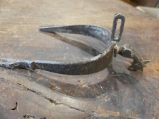 ARME D'HAST    CAVALERIE  EPERON MEDIEVAL  DES ANNEES 1450 -1500