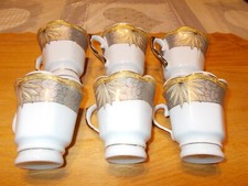 6 TASSES A CAFE PORCELAINE