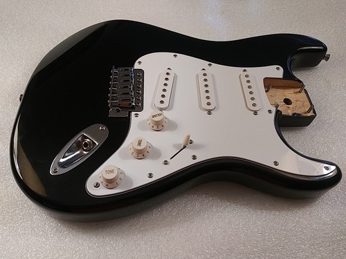 Starcaster fender 75 - by, 1.75