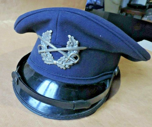 Casquette militaire uniforme